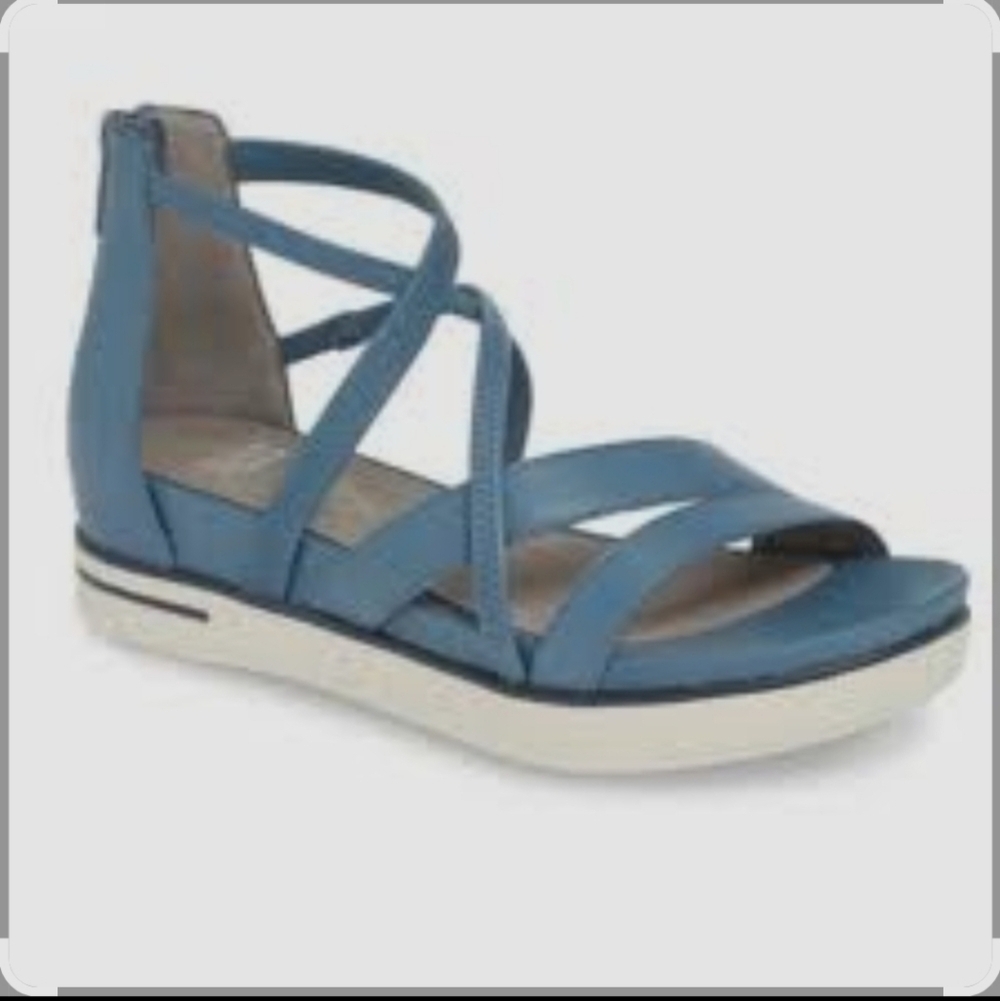 EILEEN FISHER SKIP WASHED BLUE LEATHER SNEAKER SANDAL SZ 9